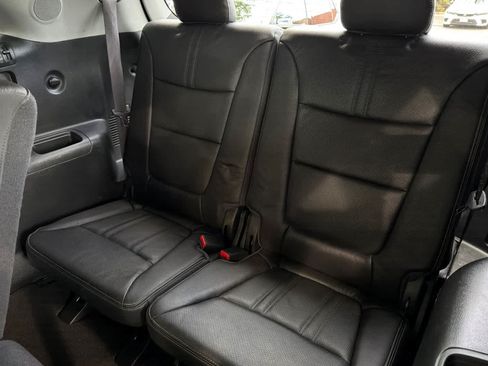 Used 2014 Kia Sorento SX w/ 3rd Row Package AWD/4WD image 17