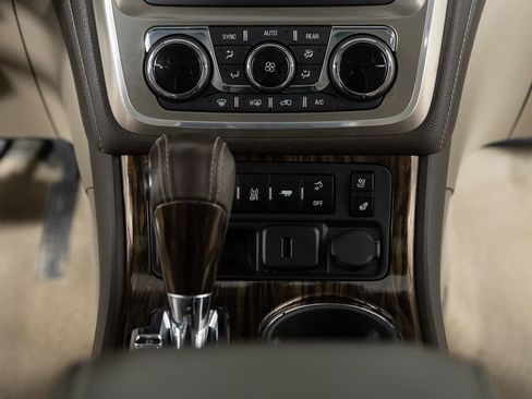 Used 2015 GMC Acadia Denali image 49