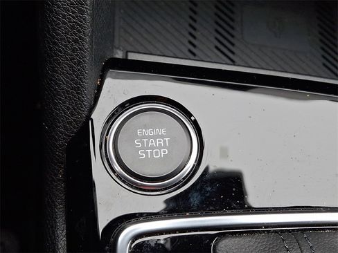 Certified 2023 Kia Sportage X-Line image 18