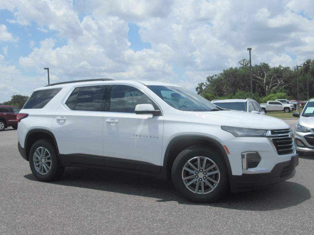 Certified 2023 Chevrolet Traverse LT FWD image 2