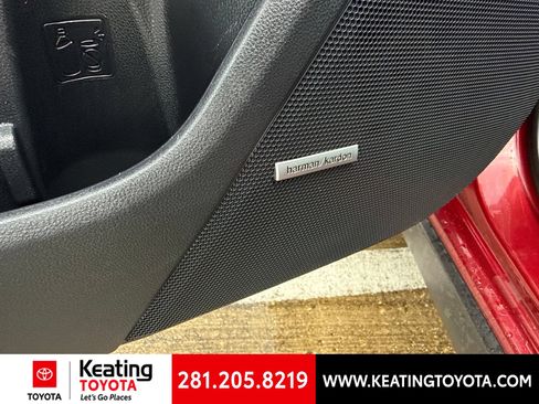 Used 2019 Subaru Crosstrek 2.0i Limited w/ Moonroof Package w/Navigation AWD/4WD image 13