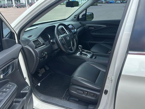 Used 2019 Honda Ridgeline RTL-T image 8