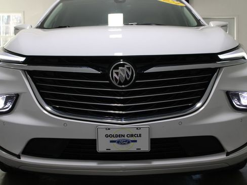 Used 2024 Buick Enclave Essence w/ Technology Package image 53