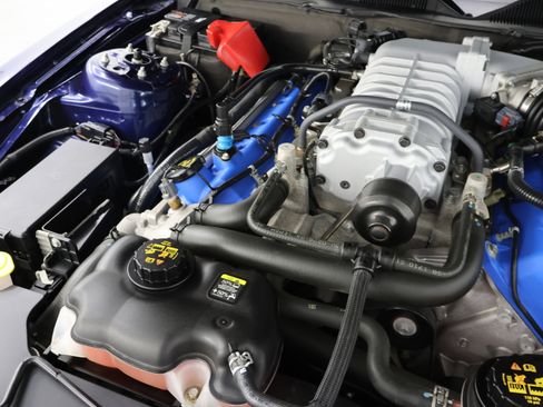 Used 2011 Ford Mustang Shelby GT500 w/ SVT Performance Pkg RWD image 18