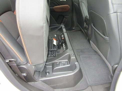 New 2026 GMC Canyon AT4 image 17