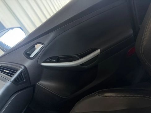 Used 2013 Ford Focus SE FWD image 31