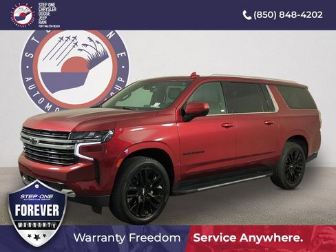 Used 2021 Chevrolet Suburban LT AWD/4WD image 2