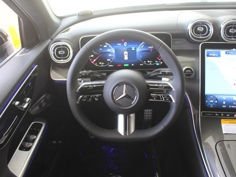 New 2026 Mercedes-Benz GLC 350e GLC 350e image 19