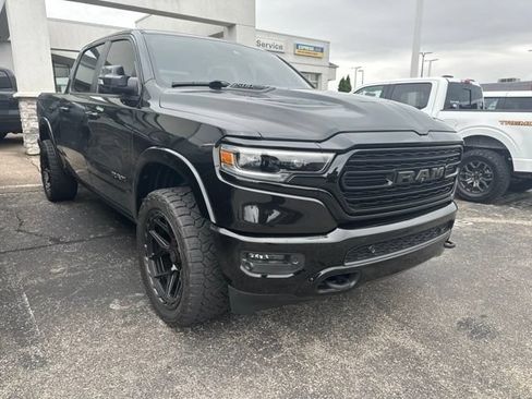 Used 2020 RAM 1500 Limited w/ Black Appearance Package AWD/4WD image 19