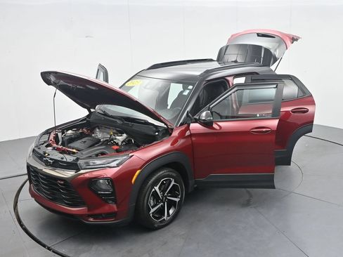 Used 2023 Chevrolet TrailBlazer RS FWD image 48