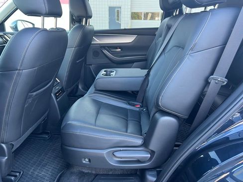 Used 2025 MAZDA CX-90 3.3 Turbo w/ Preferred Package AWD/4WD image 25