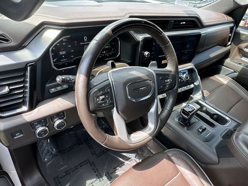 Used 2024 GMC Sierra 1500 Denali AWD/4WD image 16