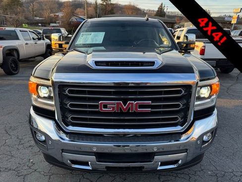 Used 2019 GMC Sierra 2500 SLT w/ Duramax Plus Package image 6