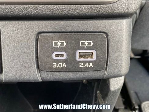 Used 2023 Subaru Ascent Limited AWD/4WD image 46