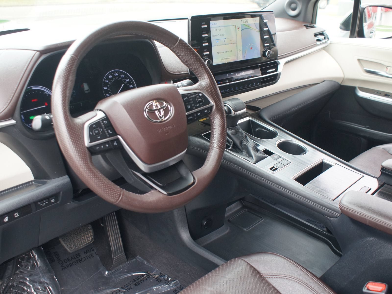 Used 2021 Toyota Sienna Platinum w/ Outdoor Package (TMS) AWD/4WD image 16