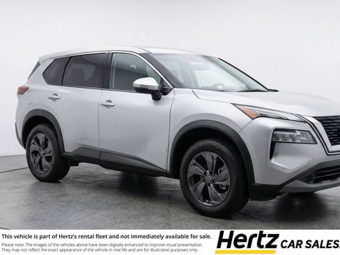 Used 2025 Nissan Rogue SV FWD image 1