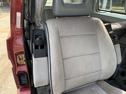Used 1988 Volkswagen Vanagon GL image 45