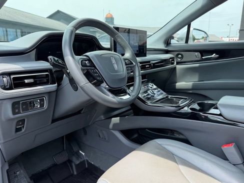 Used 2021 Lincoln Nautilus Reserve FWD image 34