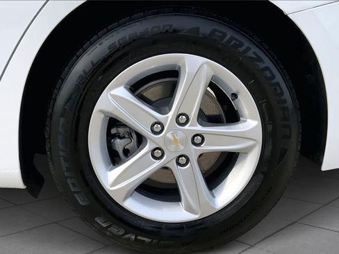 Used 2023 Chevrolet Malibu LS image 10