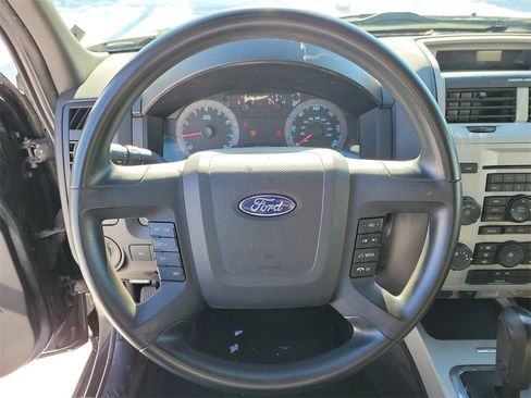 Used 2011 Ford Escape XLT image 19