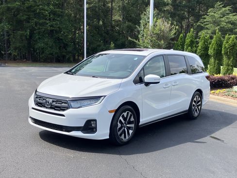 Certified 2025 Honda Odyssey EX-L image 6