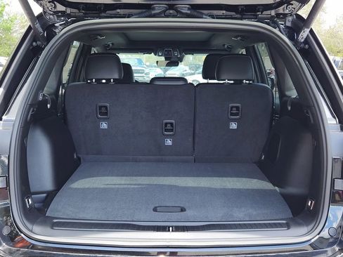 New 2026 Jeep Grand Cherokee Limited w/ Limited Altitude Package RWD image 9