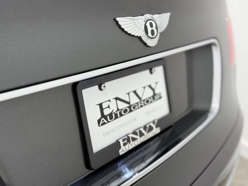 Used 2018 Bentley Bentayga Activity AWD/4WD image 22