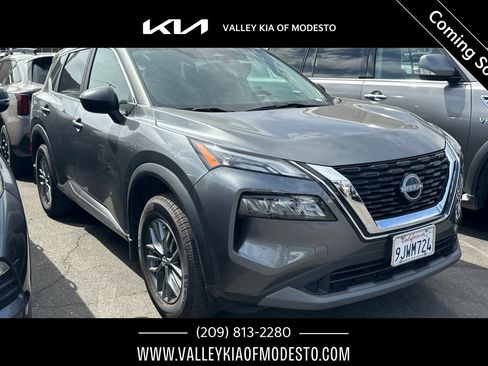 Used 2023 Nissan Rogue S FWD image 1