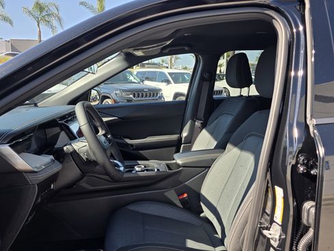 New 2026 Jeep Cherokee Laredo image 17