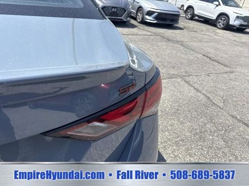 Used 2024 Nissan Sentra SR FWD image 6