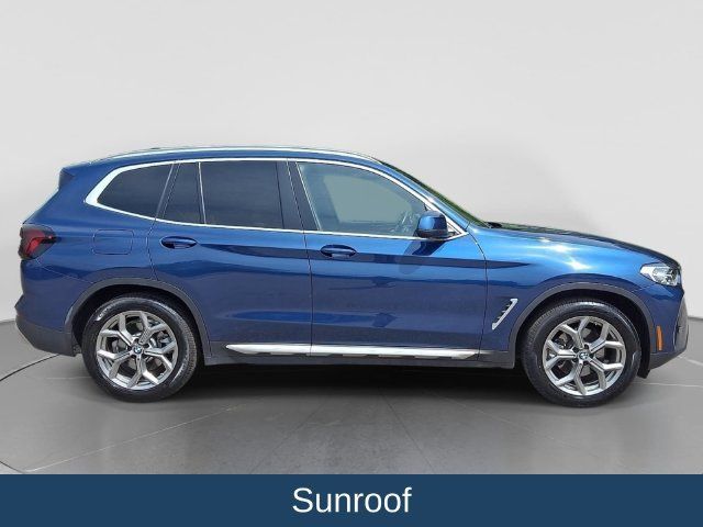 Used 2022 BMW X3 xDrive30i w/ Convenience Package AWD/4WD image 9