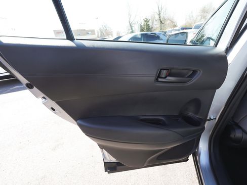 Used 2024 Toyota Corolla Cross AWD Hybrid image 11