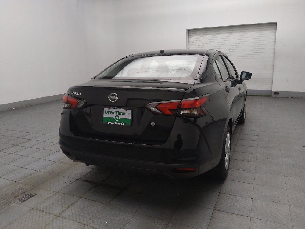 Used 2025 Nissan Versa S FWD image 9