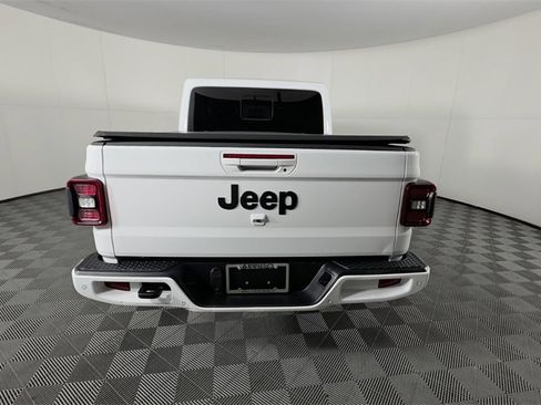 Used 2023 Jeep Gladiator Overland image 6
