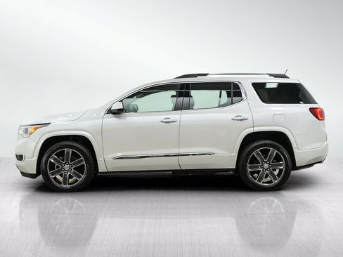 Used 2018 GMC Acadia Denali w/ Technology Package AWD/4WD image 2
