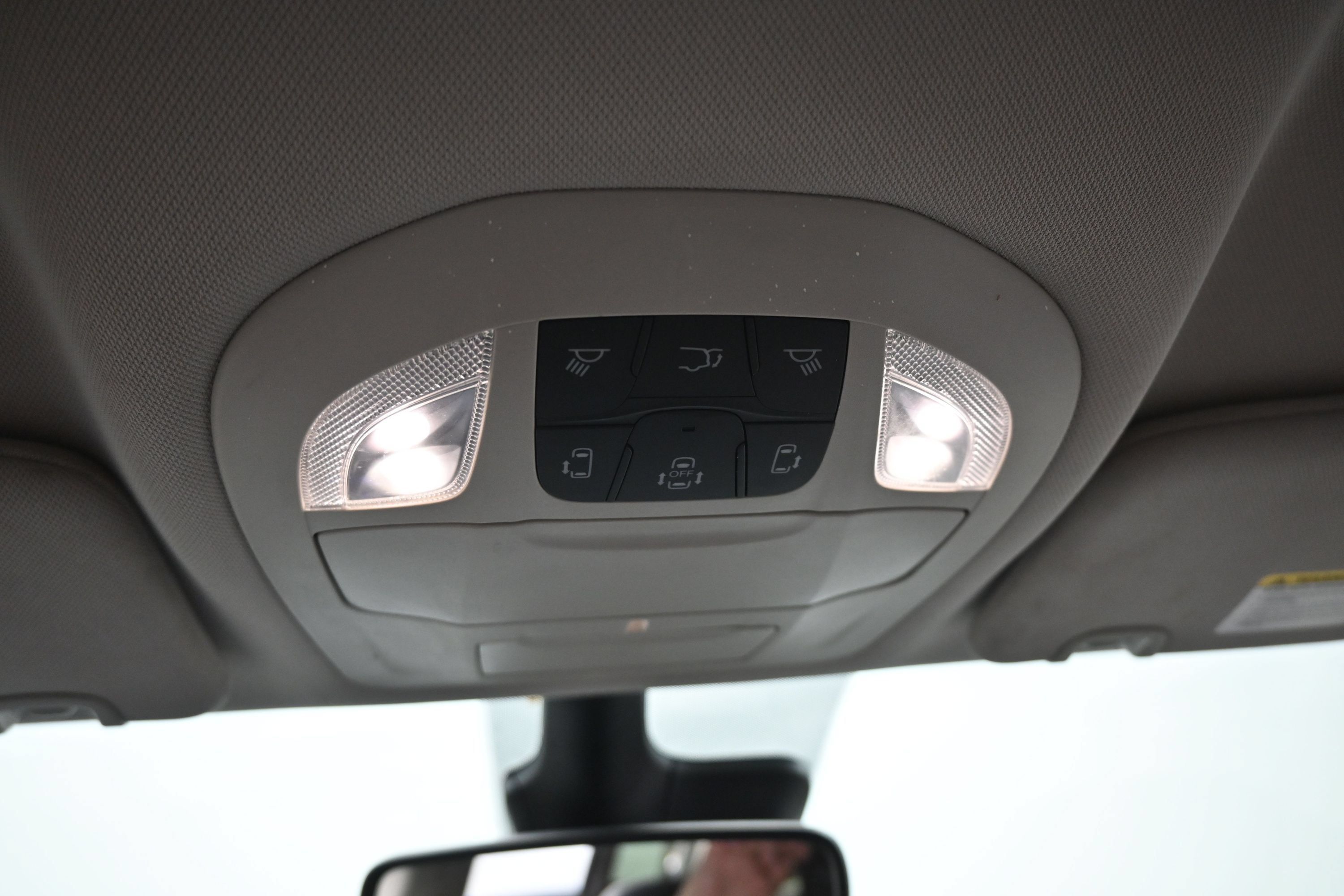 Used 2023 Chrysler Pacifica Touring-L FWD image 21