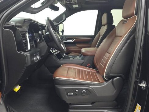 Used 2024 GMC Sierra 2500 Denali Ultimate image 7