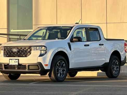 New 2026 Ford Maverick XLT w/ XLT Luxury Package image 7