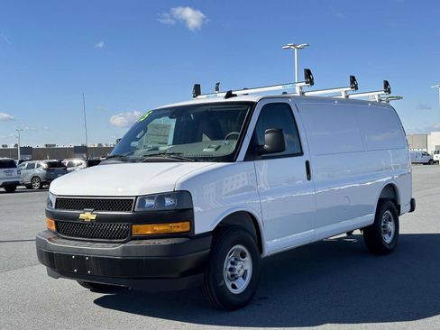 New 2025 Chevrolet Express 2500 w/ Driver Convenience Package image 16