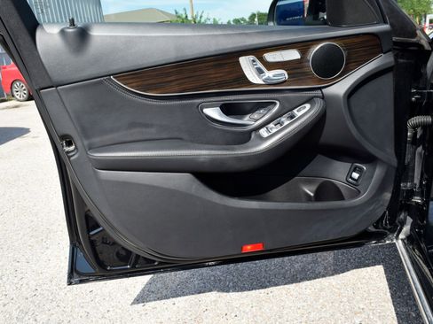 Used 2015 Mercedes-Benz C 300 Sedan image 16