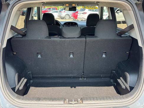 Used 2024 Kia Soul LX w/ Option Group 015 FWD image 5