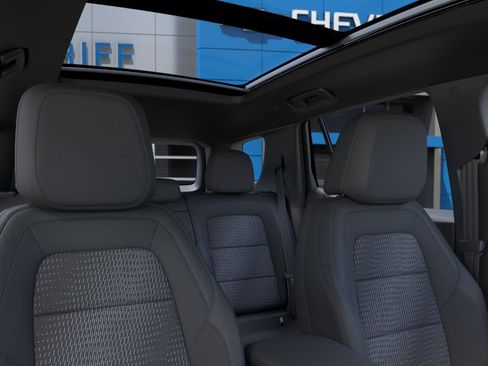 New 2027 Chevrolet Equinox LT w/ Safety and Technology Package FWD image 24