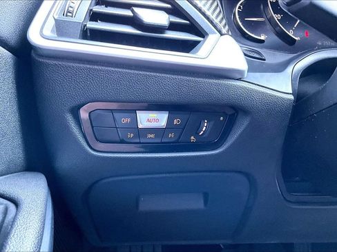 Used 2020 BMW 330i xDrive Sedan w/ Convenience Package AWD/4WD image 29