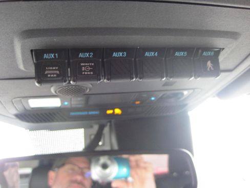 Used 2021 Ford Bronco Wildtrak AWD/4WD image 19