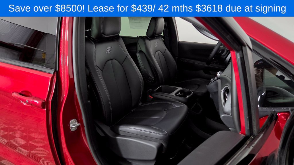 New 2026 Chrysler Pacifica Select w/ S Appearance Package FWD image 34