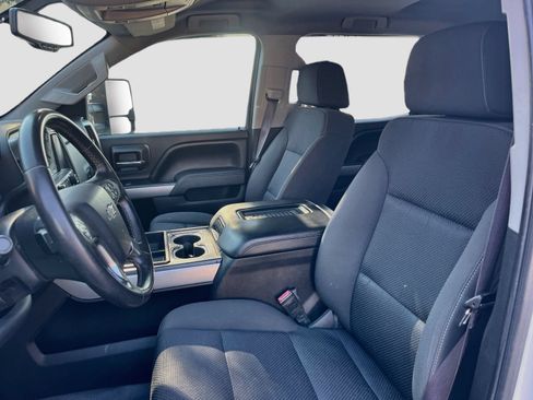 Used 2017 Chevrolet Silverado 2500 LT AWD/4WD image 22
