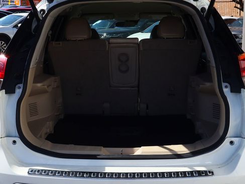 Used 2019 Nissan Rogue SV image 25