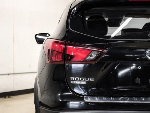 Used 2019 Nissan Rogue Sport SL w/ Premium Package image 54