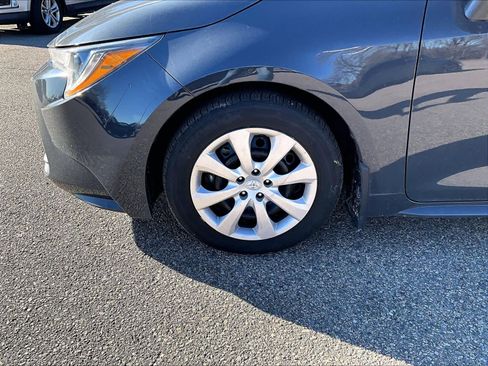Certified 2023 Toyota Corolla LE image 4