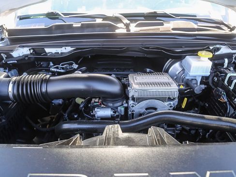 Used 2024 RAM 1500 Limited image 28